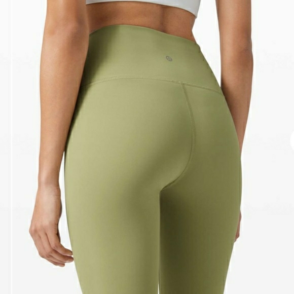 ☆ISO☆ - Solid Vista Green Align Pant Sz 4 - Picture 1 of 2